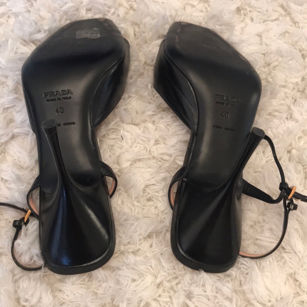 Authentic Prada heels - Picture 4 of 6